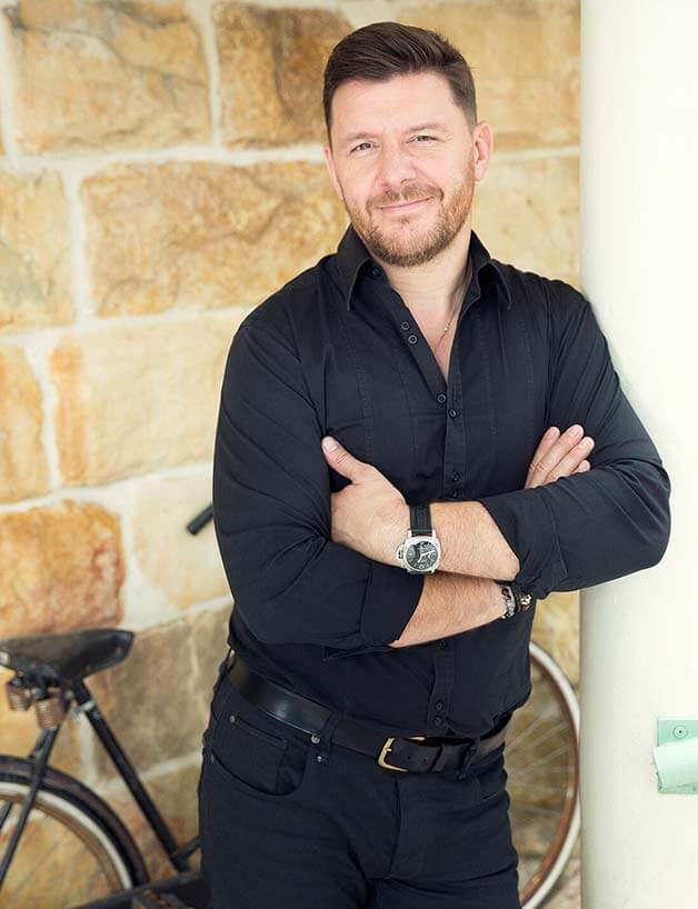 Photo of TV chef Manu Feildel 