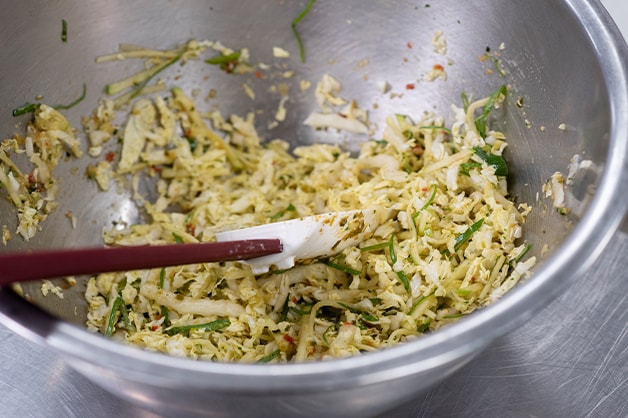 Seasoning the cabbage