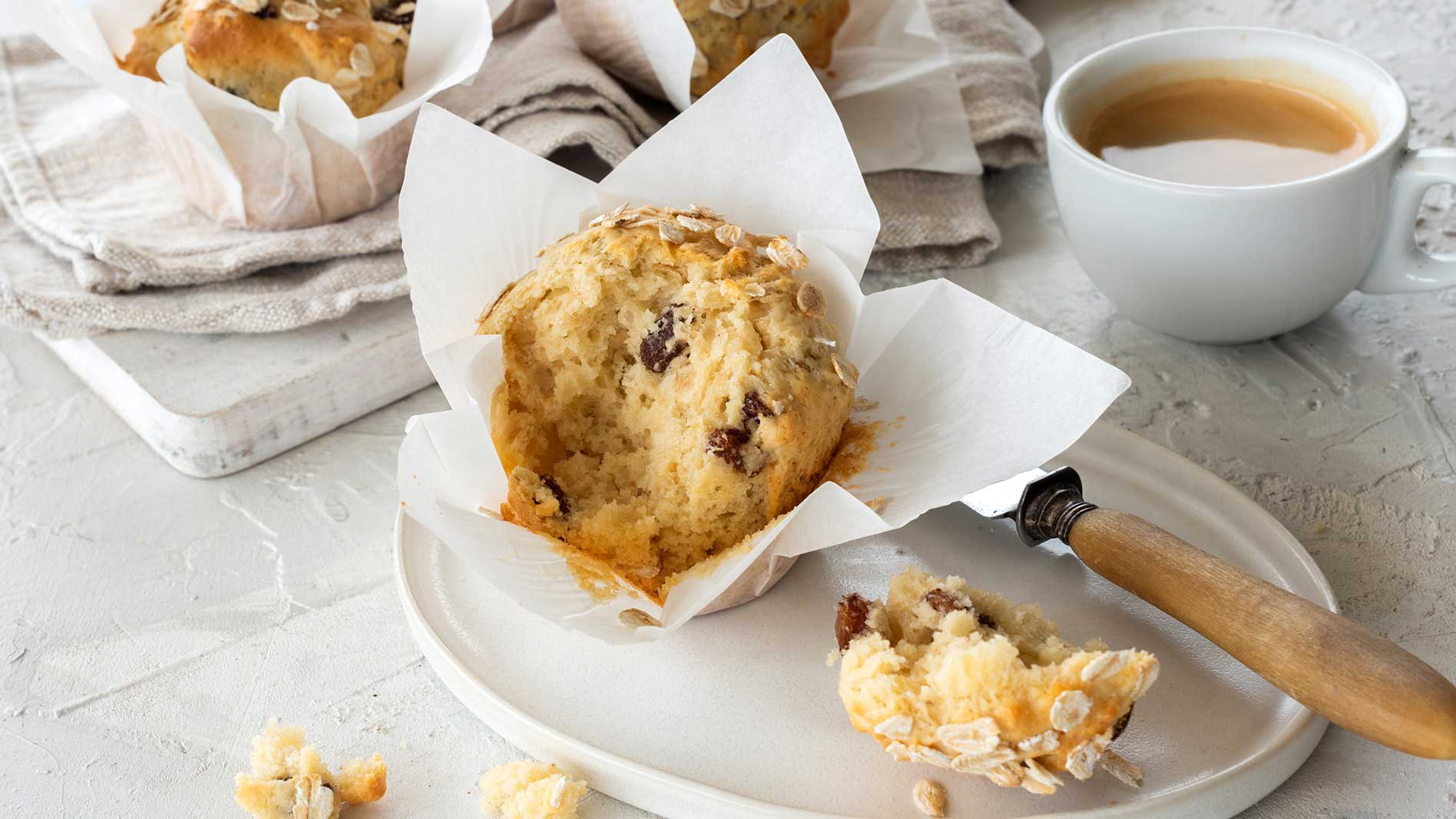 Oat Muffins with Sultanas | Goodman Fielder Food Service