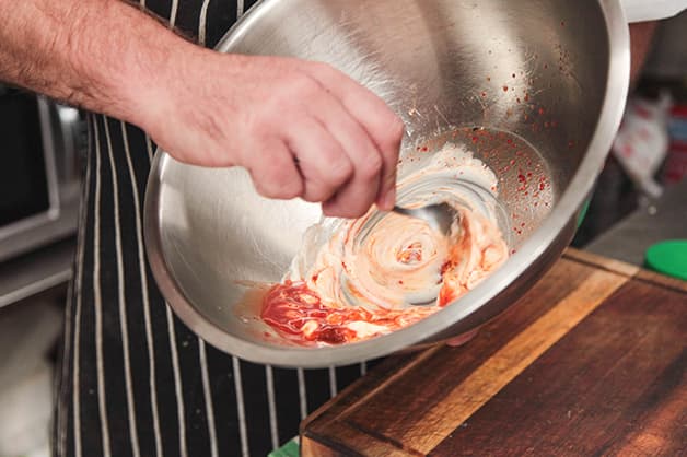 Making of the Korean mayo using the Praise Mayonnaise