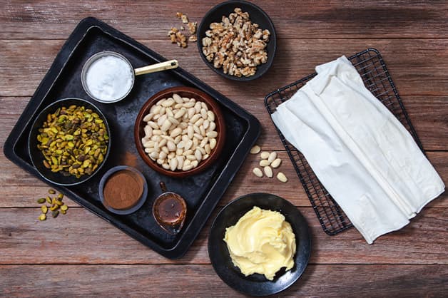 Raw ingredients used for the Lebanese baklava recipe