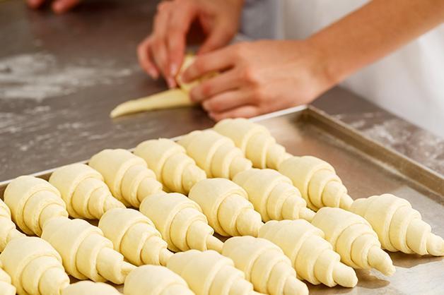 Image of chef using baking shortening