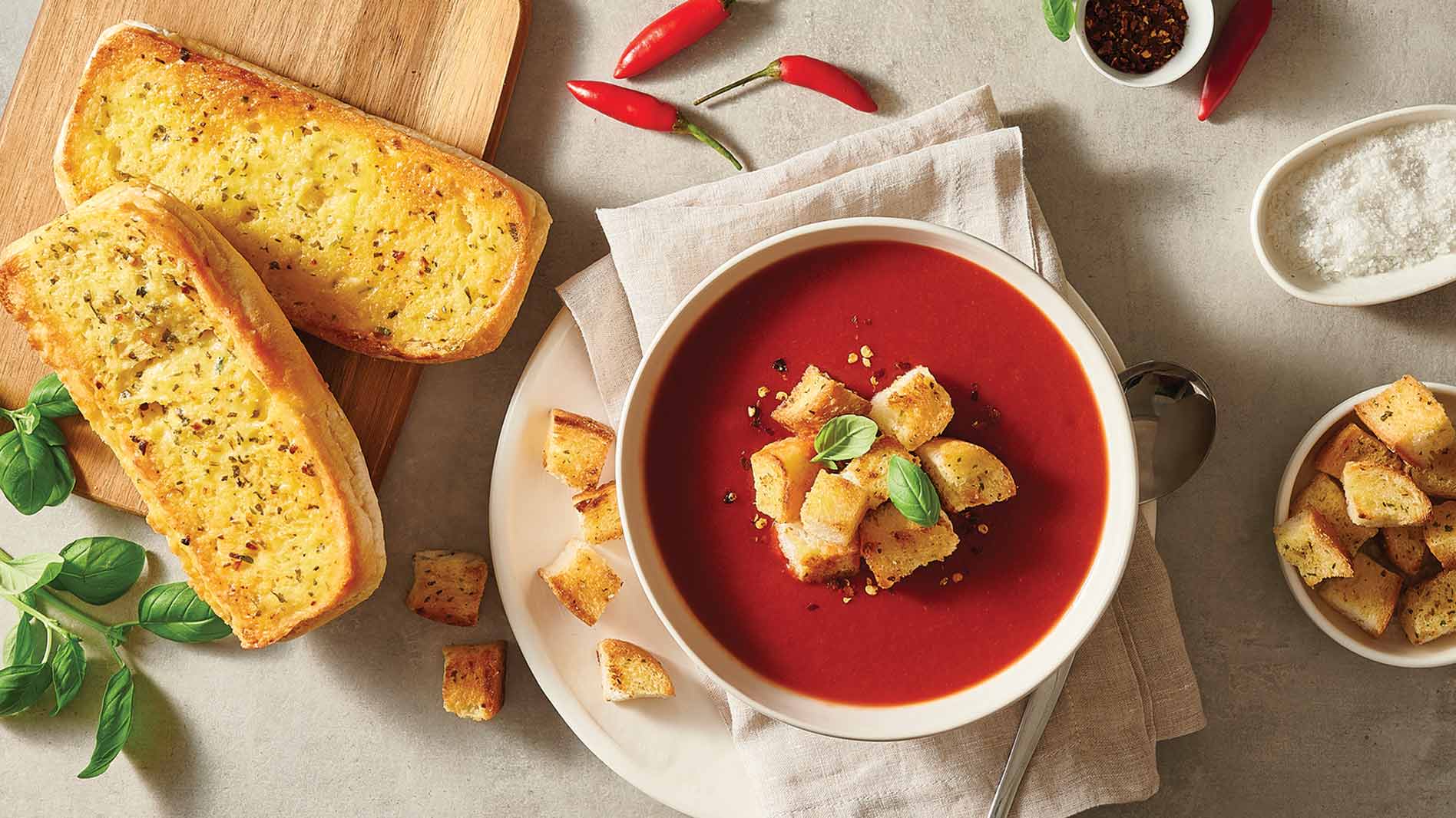 Tomato basil soup with garlic bread