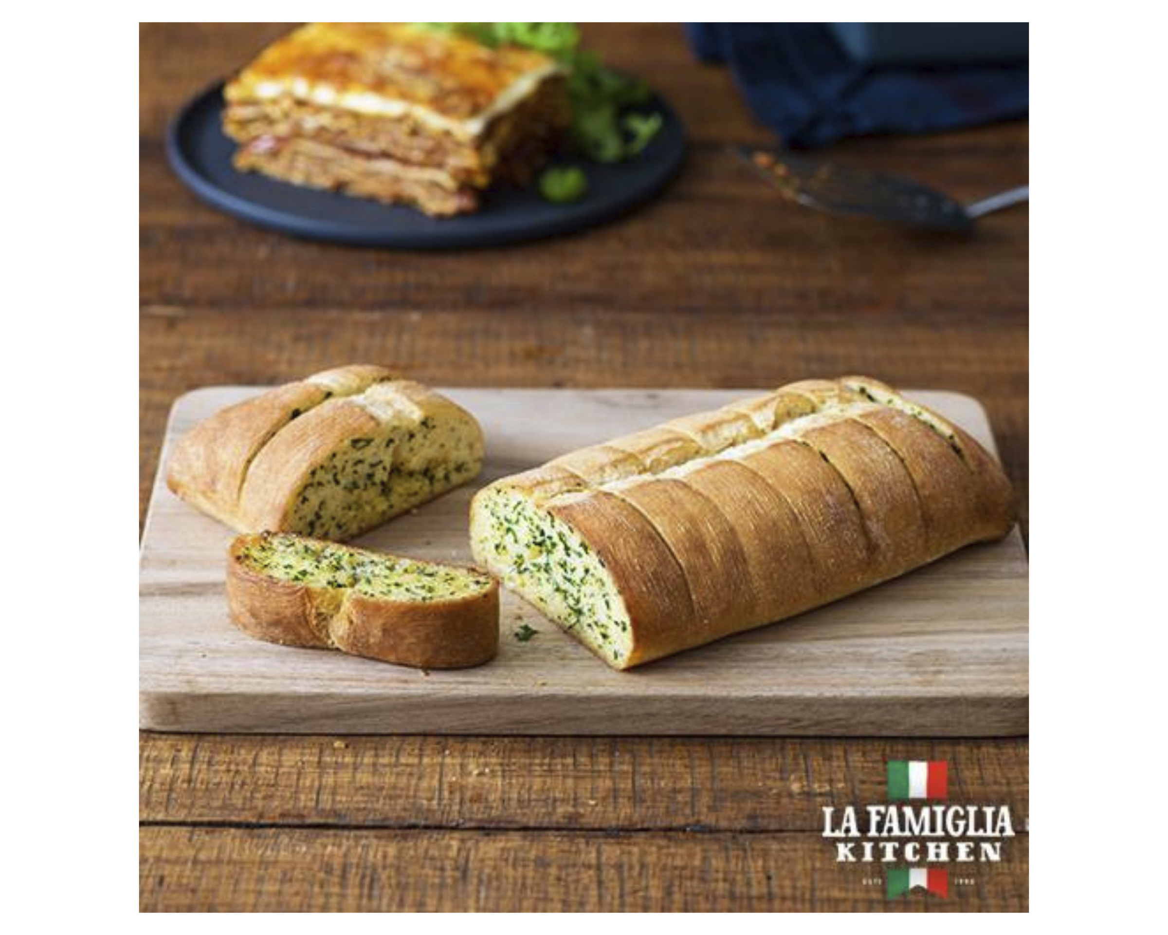 La Famiglia Kitchen Garlic Sourdough 480g